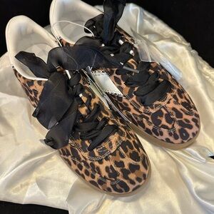 Universal Thread Leopard Print Sneakers with Black Accents NWT